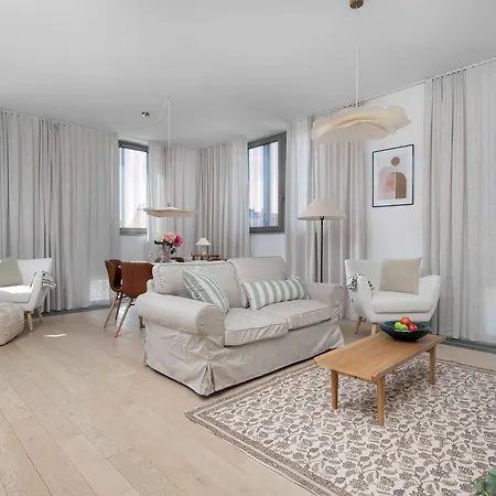 Przestronny Z Tarasem I Parkingiem By Renters Restige Apartamento Breslavia