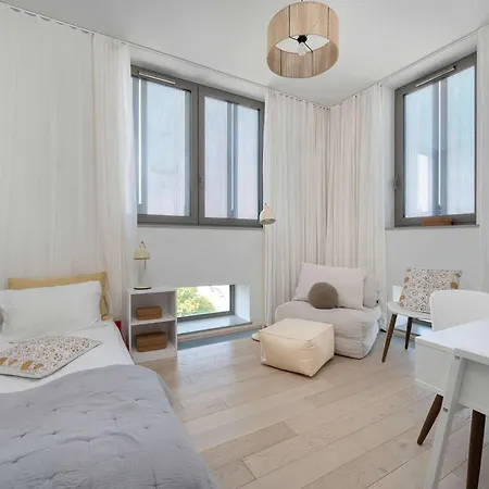Przestronny Z Tarasem I Parkingiem By Renters Restige Apartamento
