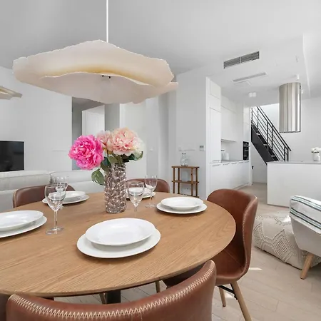 Apartamento Przestronny Z Tarasem I Parkingiem By Renters Restige *