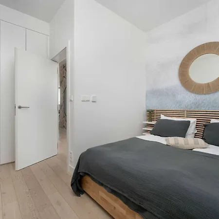 Apartamento Przestronny Z Tarasem I Parkingiem By Renters Restige Breslavia