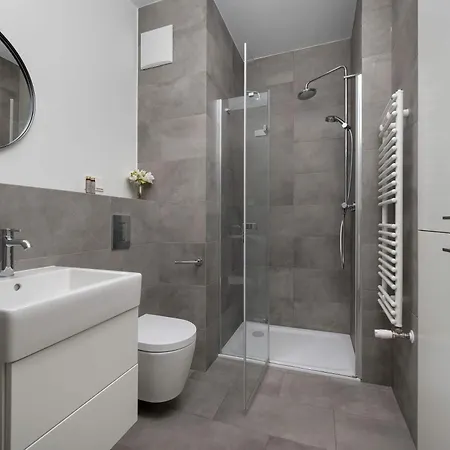 Przestronny Z Tarasem I Parkingiem By Renters Restige Apartamento *